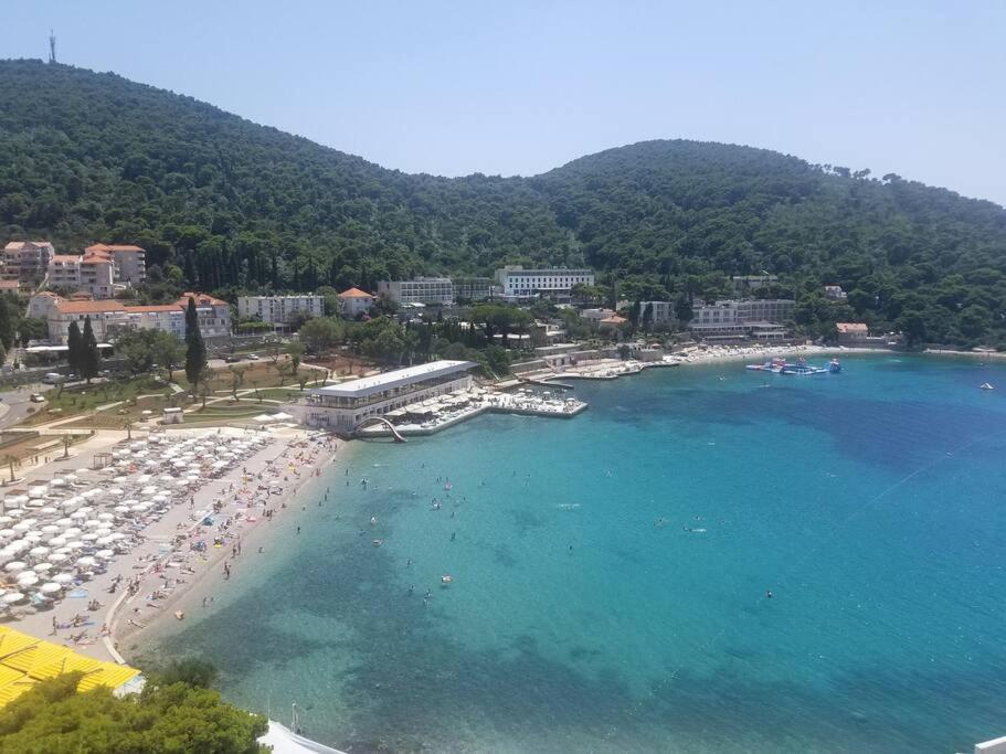 Beachfront Dubrovnik Villa Exterior photo